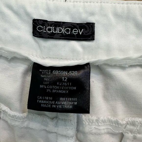 Claudia Ev White Summer Cropped Capri - Picture 6 of 9